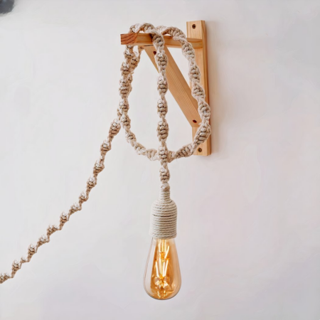 Wired wall light with incandescent bulb and wall-mounted hemp rope